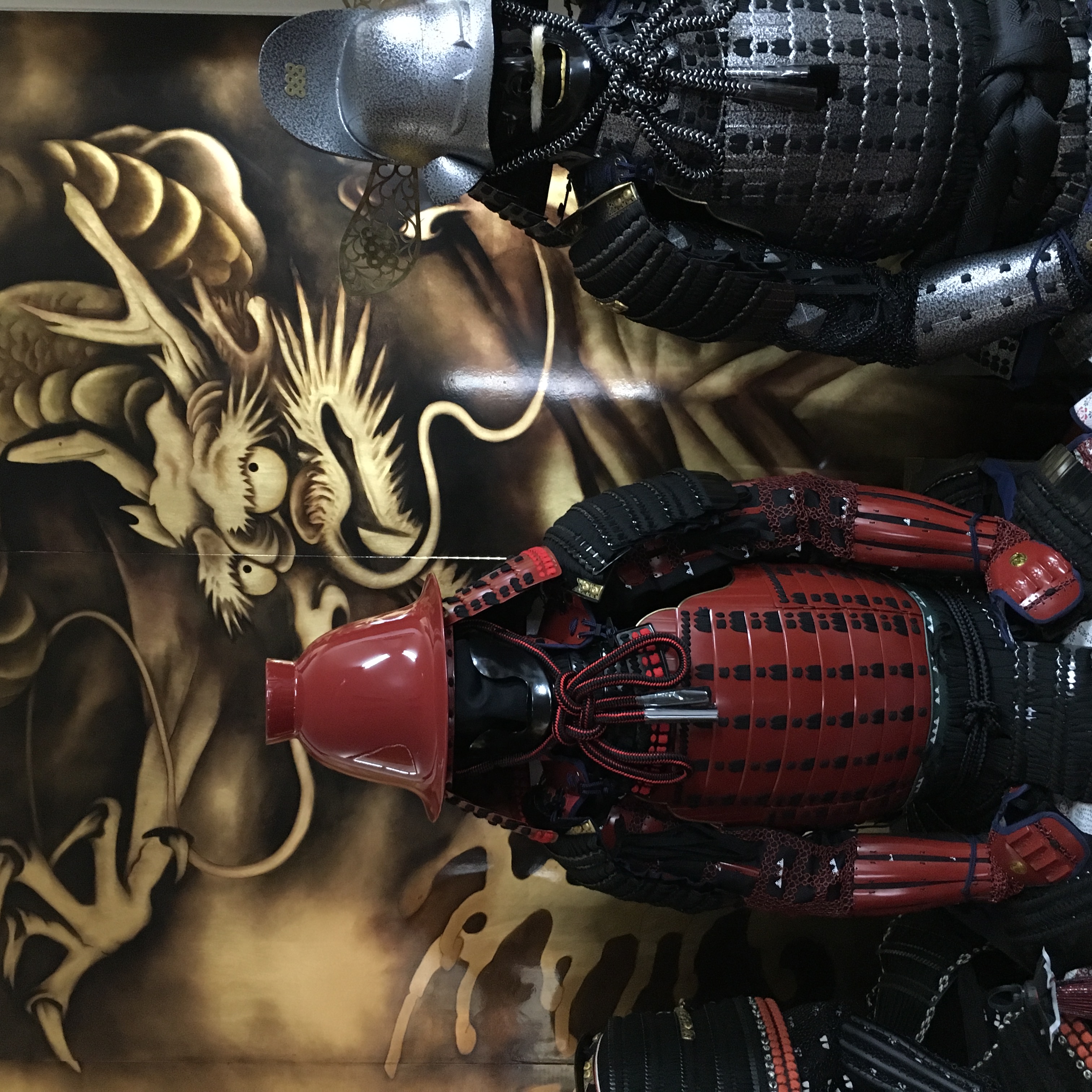 龍の絵が入りました！ ｜ 中津市から全国販売 甲冑・鎧兜なら当店へ